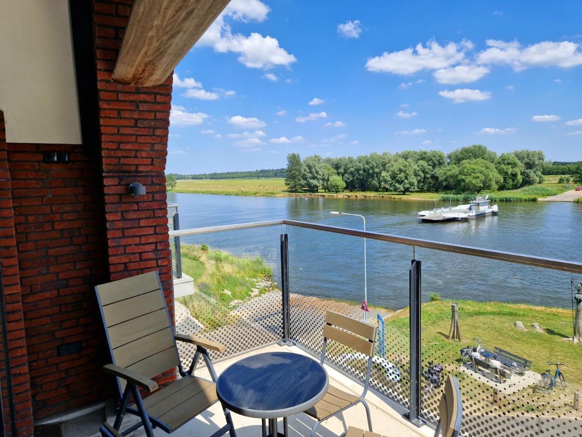 Het Maashotel Broekhuizen  Esterno foto